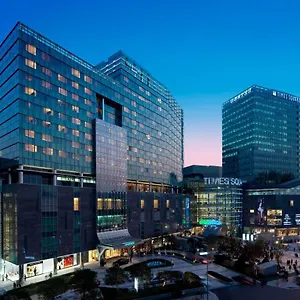 酒店 首尔时代广场万怡酒店, 首爾