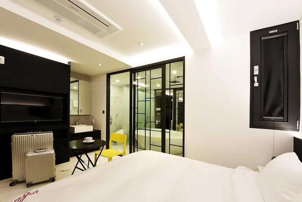 Hotel Infini Seúl