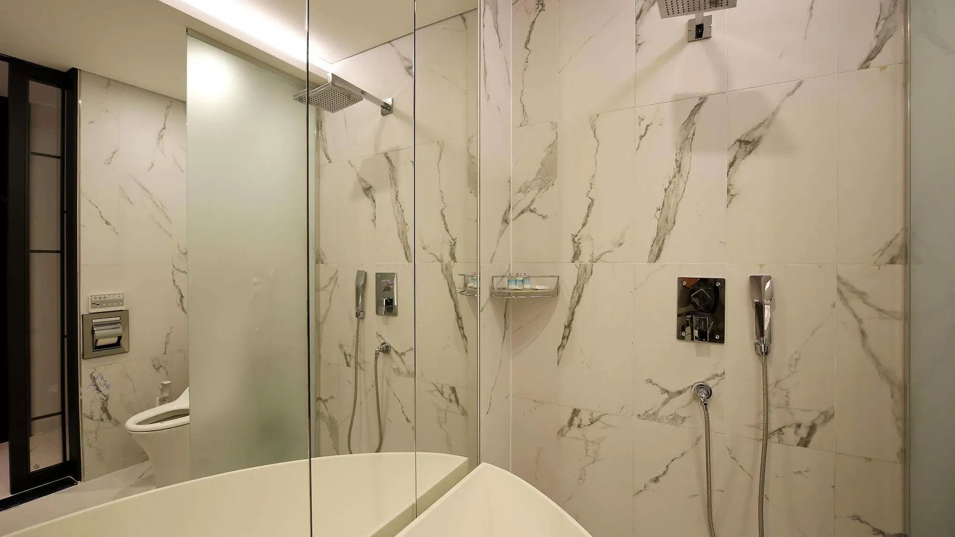 Hotel Infini